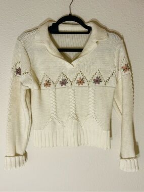 Vintage Cream Floral Embroidered Cable Knit Sweater